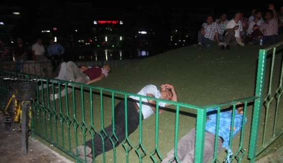 Aydın’da ’Demokrasi Nöbeti’ manzaraları