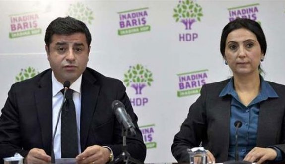 Selahattin Demirtaş ve Figen Yüksekdağ tutuklandı
