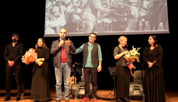 BAKIRKÖY"DE "MEMLEKETİM NAZIM HİKMET"MÜZİKLİ GÖSTERİ