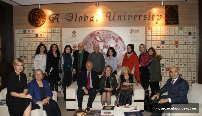 AYŞE KULİN, EDİZ HUN, TULUHAN TEKELİOĞLU VE DR. BÜLENT KERİMOĞLU’NA YILIN GÖNÜLLÜSÜ ÖDÜLÜ