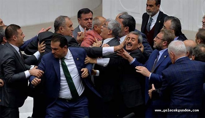 Her konuda kavga eden AKP-CHP-MHP 'Kıyak'ta anlaştı