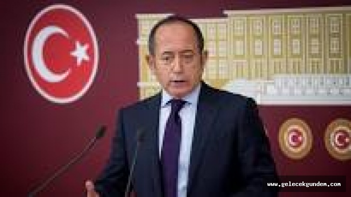 CHP Genel Sekreteri Akif Hamzaçebi istifa etti
