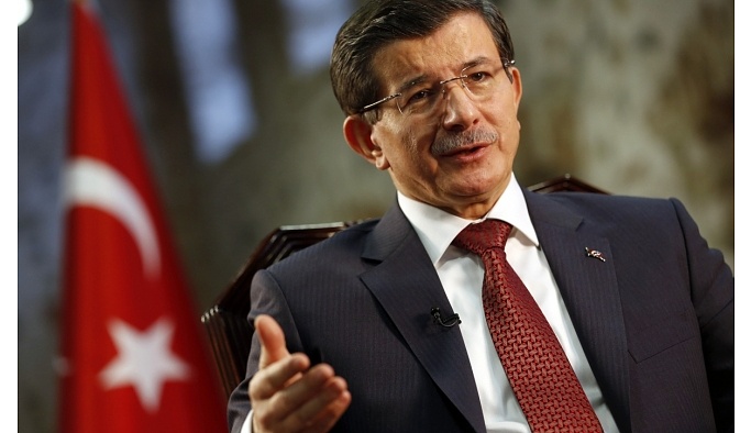 Davutoğlu için çok konuşulacak iddia: Sahaya iniyor