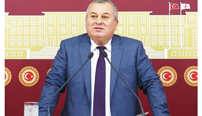 MHP'li Enginyurt'a eski askerden yanıt: Kısa mesafeden gösteririm ben sana