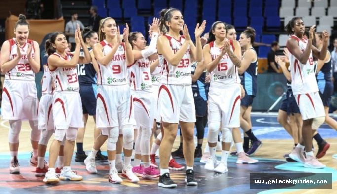 Üç oyuncu Türkiye A Milli Kadın Basketbol Takımı kadrosundan çıkarıldı