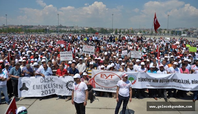 Yenikapı'da EYT mitingi düzenlendi
