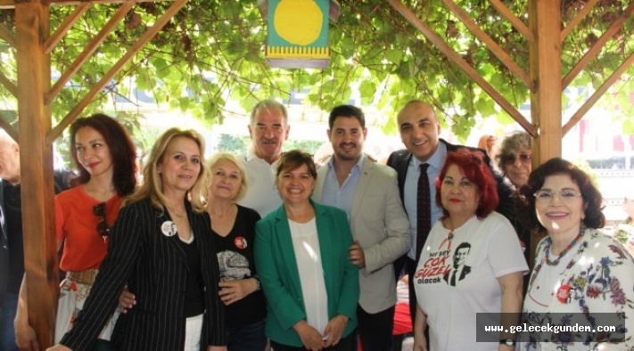 Bakırköy'de CHP’li vekillerden İmamoğlu’na destek