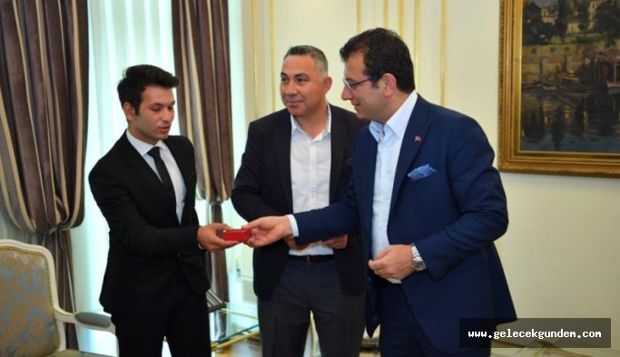 İmamoğlu, kahraman personeli ödüllendirdi