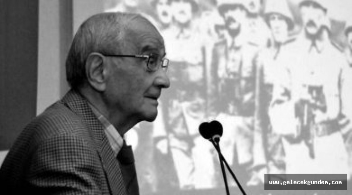 Prof. Dr. Mümtaz Soysal yaşamını yitirdi