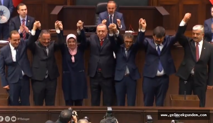 İşte partilerinden istifa ederek AKP'ye geçen belediye başkanları!