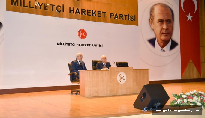 MHP LİDERİ DEVLET BAHÇELİ İSTANBUL İL TEŞKİLATIYLA BİR ARAYA GELDİ!