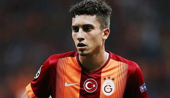 Galatasaray Alex Telles'i 6,5 milyon euroya Porto'ya sattı