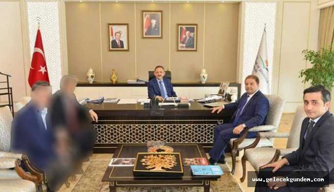 MALTEPE BELEDİYE BAŞKANI ALİ KILIÇ ,AKP 'Lİ GAZETECİLERİ NEDEN ARACI KOYDU?