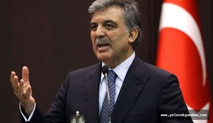 Abdullah Gül AK Parti'ye sert çıktı
