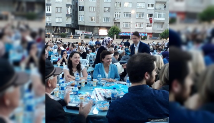 İYİ PARTİ MİLLETVEKİLİ ADAYI DOÇ. DR. MELTEM ÜNAL ERZEN