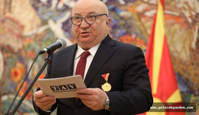 Sani Şener’e Makedonya’dan devlet liyakat nişanı