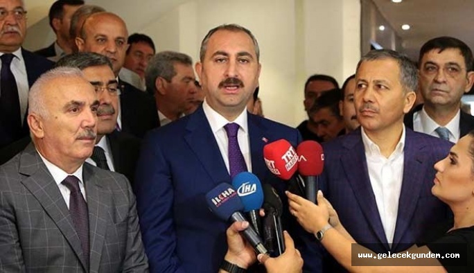 Adalet Bakanı Gül'den 'seçilse de görevden alırız' tehdidi: Belediye başkanı da meclis üyesi de...