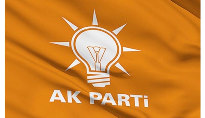 Bayraklı'da AKP'ye şok! 1249 kişi CHP'ye geçti...