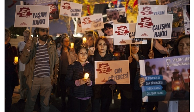 Bugün 14 Mart Tıp Bayramı ama… Sağlık emekçisine bayram yok!