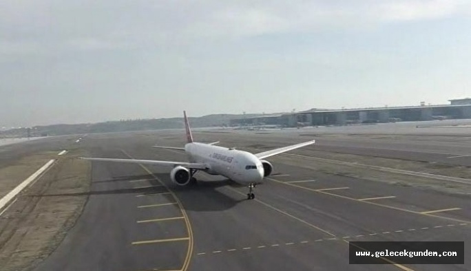 Uzun ve eğimli taksi yolları, yanan tekerlekler, yüksek irtifada uçağa çarpan kuşlar; pilotlar İstanbul Havalimanı'nı anlatıyor