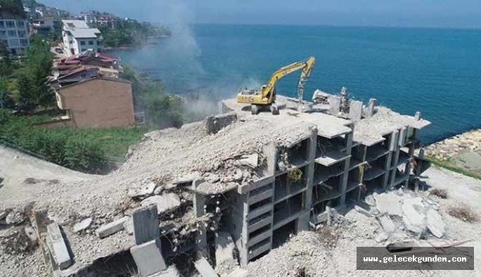 Cumhurbaşkanı'nın sorduğu Ordu’daki o gökdelen yıkıldı!