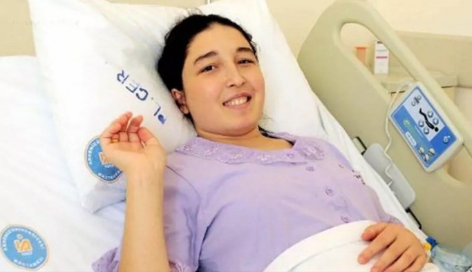 Dünya Tarihinde bir ilk !Kadavradan rahim nakli yapılan kadın doğum yaptı