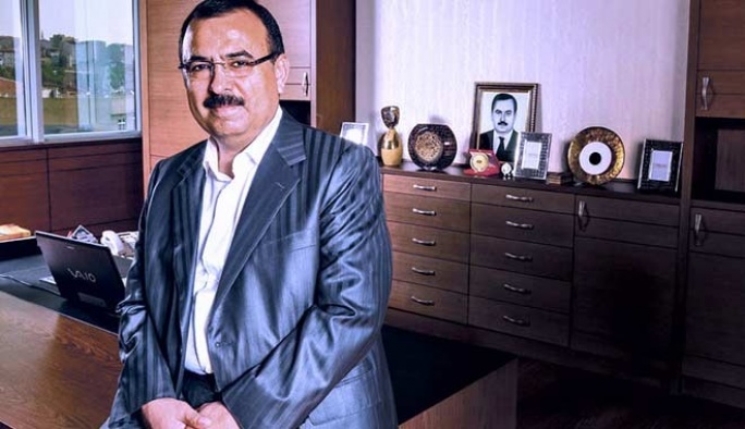 AKP'Lİ BELEDİYELER YANDAŞ ŞİRKETE 3 YILDA 25 AYRI İHALEDEN 300 MİLYON TL İHALE!