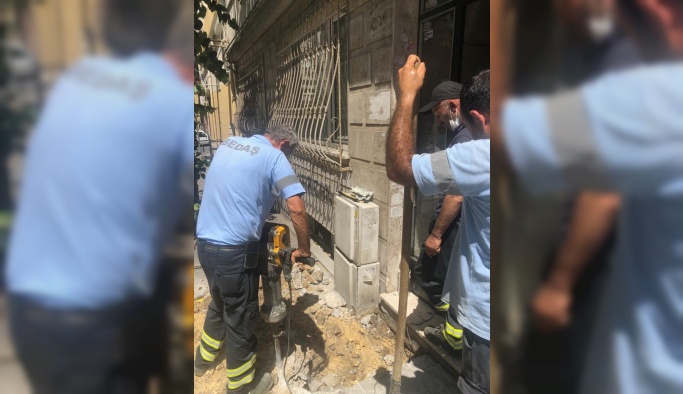 CHP ŞİŞLİ BELEDİYE BAŞKANI KESKİN MÜTEAHHİTLERİN TETİKÇİSİ OLMA!