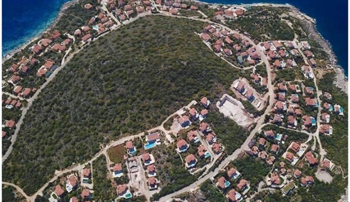 13 yıldır imara açtırmak için uğraşılıyordu: Kaş’ta imara açılan arazi bakın kime verildi