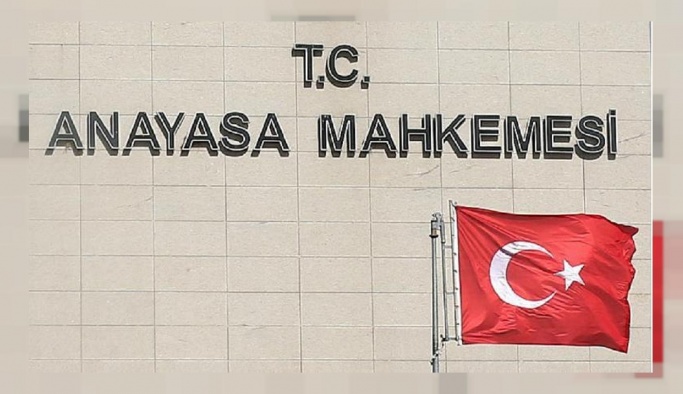 AYM'den, OHAL'in ilk KHK'sine ilişkin karar: Adil yargılanmadılar