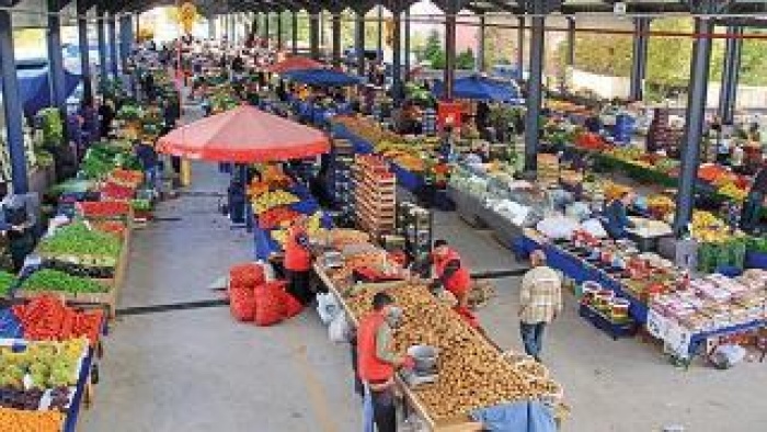 BAKIRKÖY ZUHURATBABA PAZARININ YENİ YERİNİN PAZARCILAR ODASINCA İSTENMEMESİNİN ALTINDAN RANT ÇIKTI!