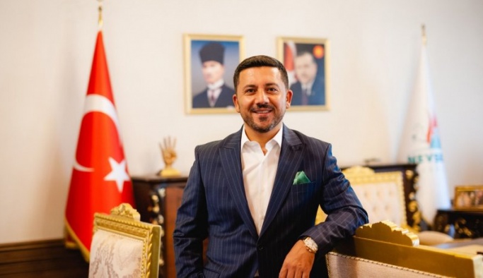 'AKP'li Belediye Başkanı Rasim Arı hem partiyi hem de görevi bıraktı' iddiası