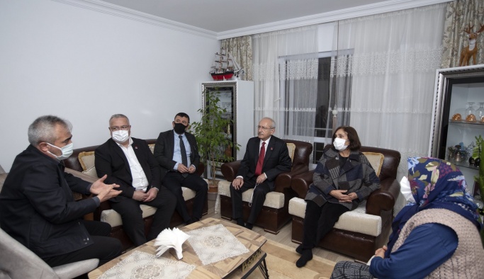 Kılıçdaroğlu Ailesi Koruma Müdürü Koray Aslan'a taziye ziyaretinde bulundu!