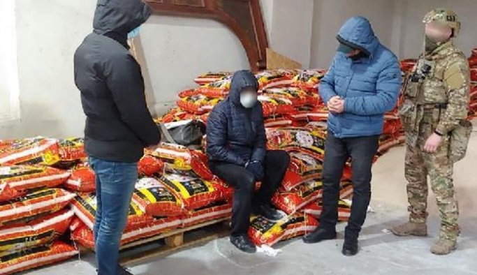 Ukrayna tarihinin en büyük uyuşturucu operasyonunda 4 Türk gözaltına alındı