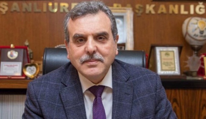 AKP'li belediye başkanına partilisinden ağır suçlama: 'Oğlun çuval çuval para götürüyor'