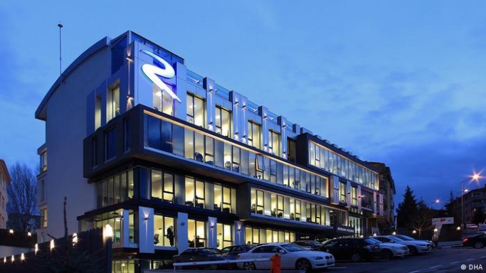 Rönesans Holding'in patronuna Emniyet'ten resmi koruma aracı