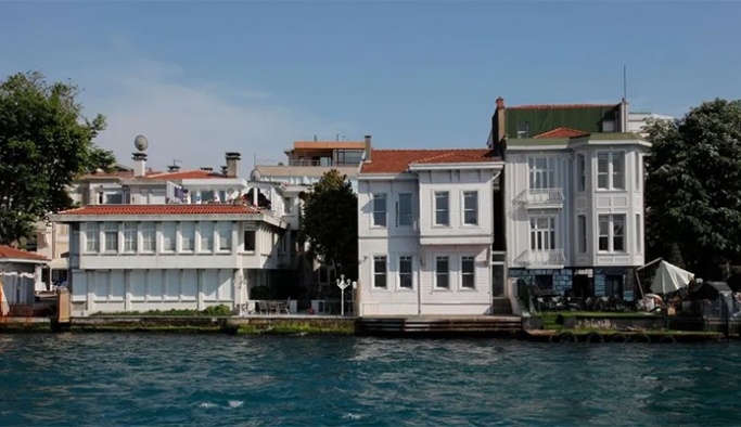 Kara Para Aklamaktan aranan Sezgin Baran Korkmaz'ın Beylerbeyi'ndeki yalısı satışa çıktı