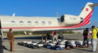 Türk Jetinde 1 tonun üzerinde kokain yakalandı