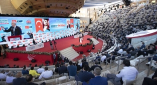 CHP’ ye seçim yasasında tuzak mı var?