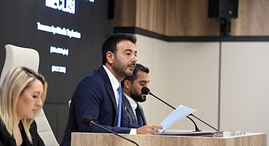 BAŞKAN RIZA AKPOLAT SÖZÜNÜ TUTTU..CÜNEYT ARKIN'IN ADI BEŞİKTAŞ'TAKİ SANATÇILAR PARKI'NA VERİLDİ