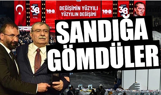 CHP delegesi, babası Arif Sağ'ın Kılıçdaroğlu'na 'bırak mektubu' yazdığı Tolga Sağ'ı sildi