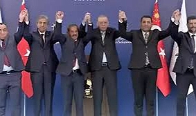 7 Belediye Başkanı Daha AKP'ye Geçti