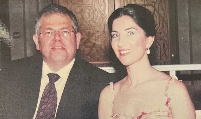 Sevgilisine yazdığı mesajı yanlışlıkla eşine atan iş adamına hapis cezası