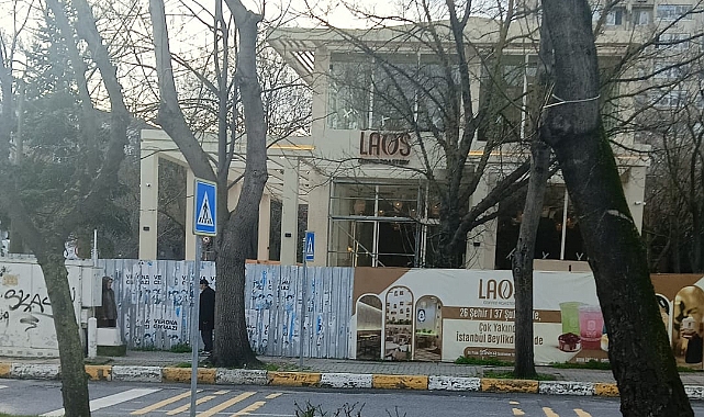 BEYLİKDÜZÜ BELEDİYESİ ÇOCUK PARKINI VE YEŞİL ALANI CAFELERE KİRAYA VERDİ..