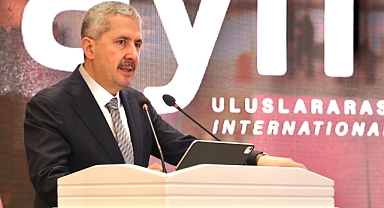  Ticaret Bakan Yardımcısı Mahmut Gürcan AYMOD Fuarı’nda Sektör Temsilcileriyle Buluştu