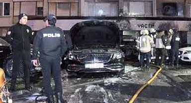 İstanbul'da araç kiralama şirketinde yangın: 15 lüks araç yandı