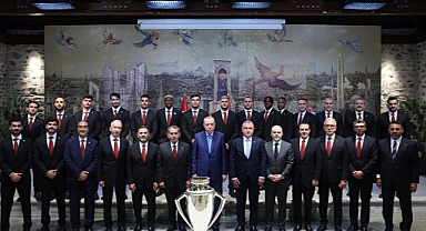 Erdoğan, şampiyon Galatasaray’ın heyetini kabul etti